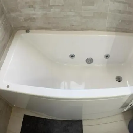 Holiday home Hubara House